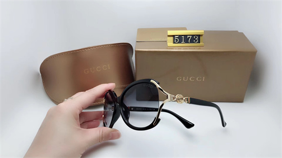 Gucci Sunglass A 007